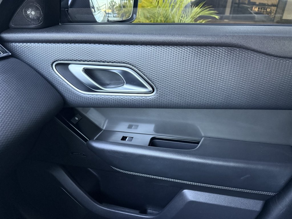 2020 Land Rover Range Rover Velar - $21,995