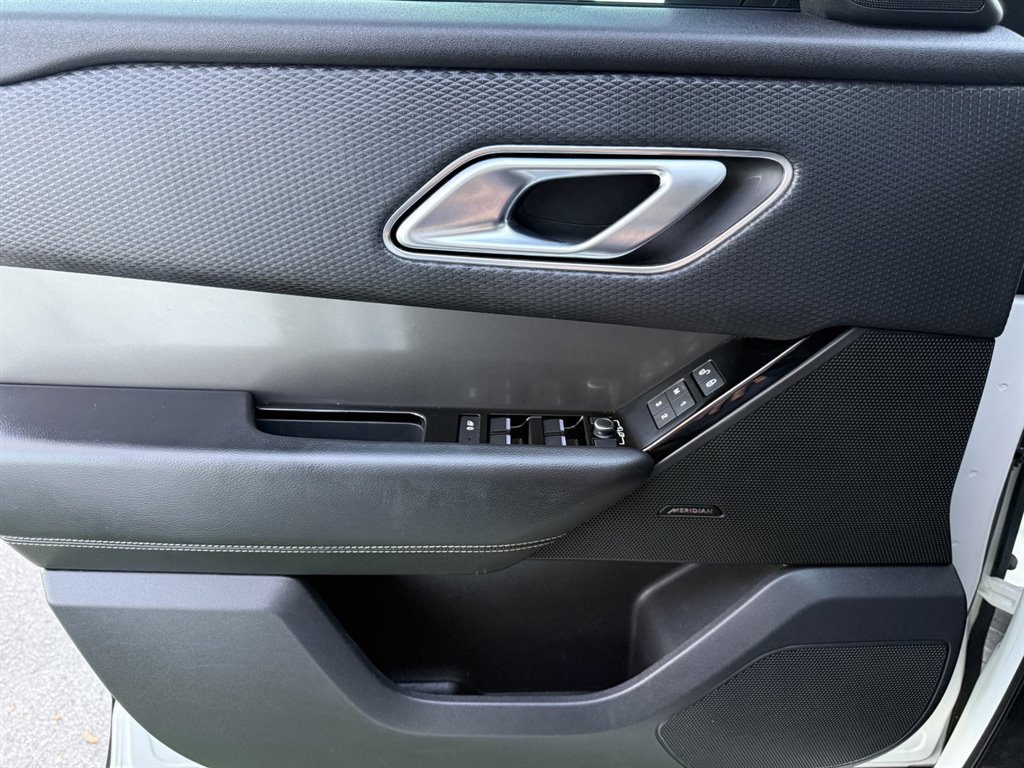 2020 Land Rover Range Rover Velar - $21,995