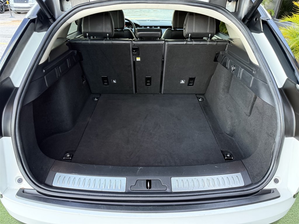 2020 Land Rover Range Rover Velar - $21,995