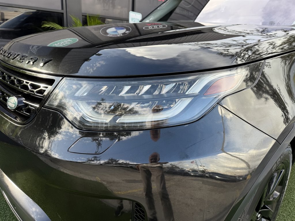 2017 Land Rover Discovery - $17,995
