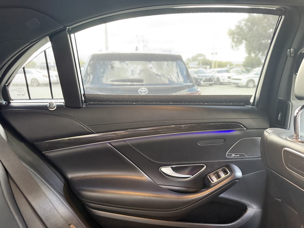 2018 Mercedes-Benz S-class - $29,995