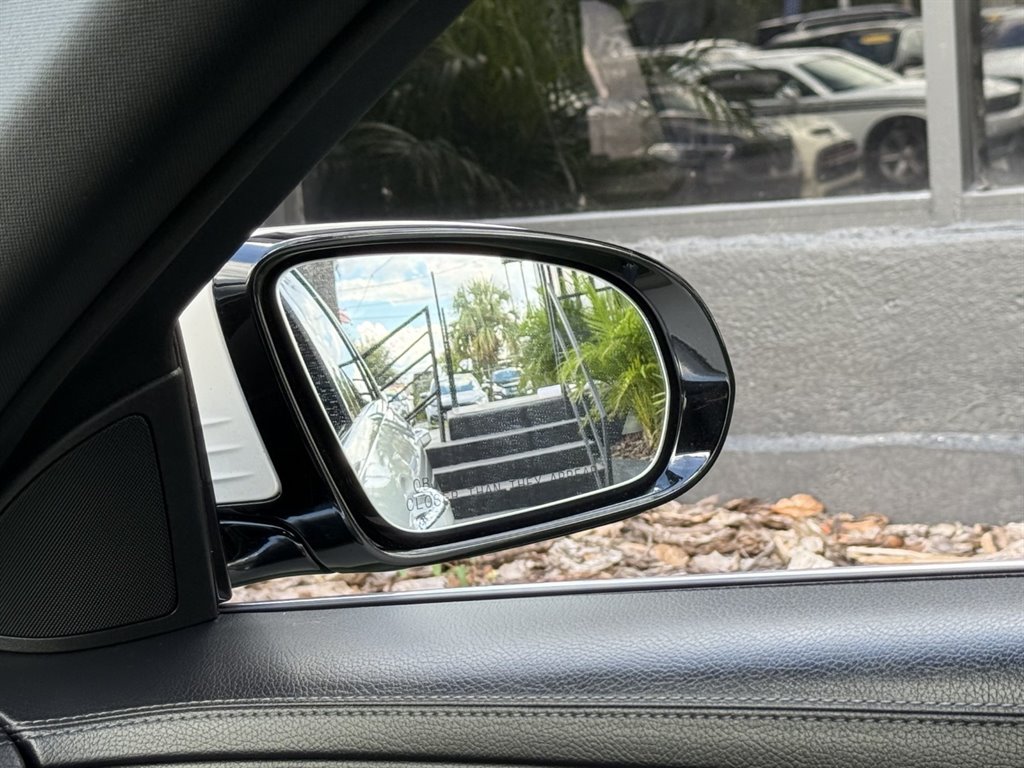 2018 Mercedes-Benz S-class - $29,995
