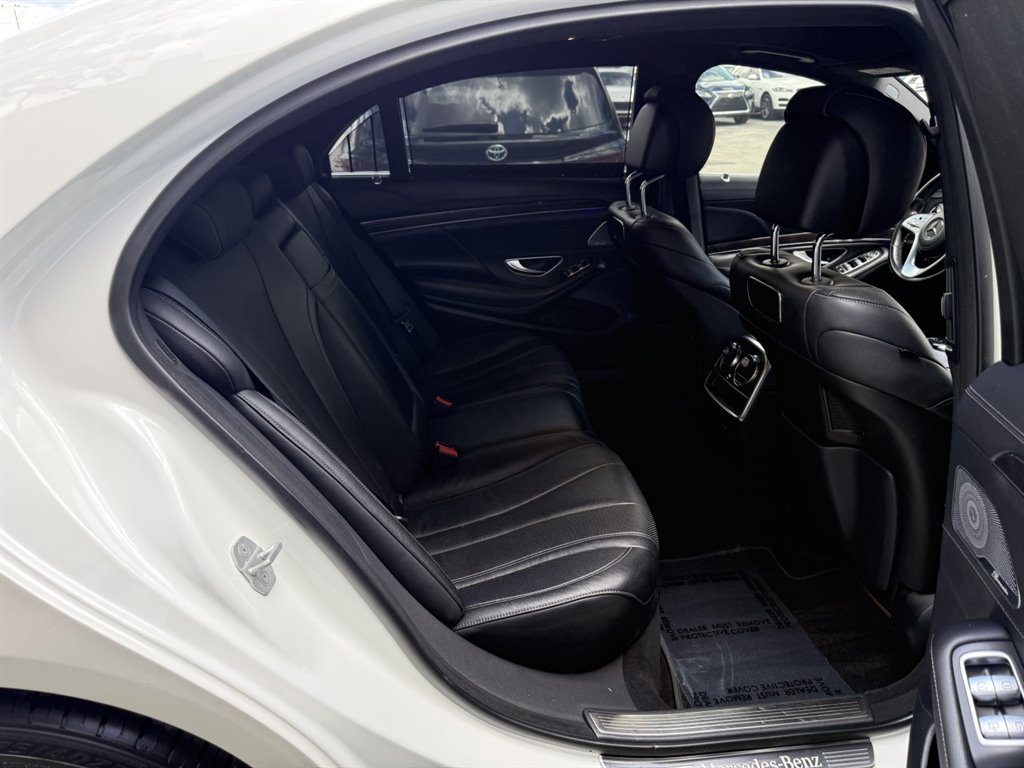 2018 Mercedes-Benz S-class - $29,995