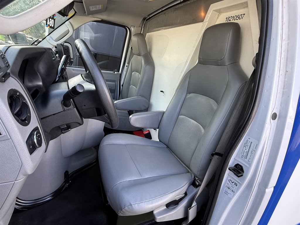 2023 Ford E-350 - $23,995