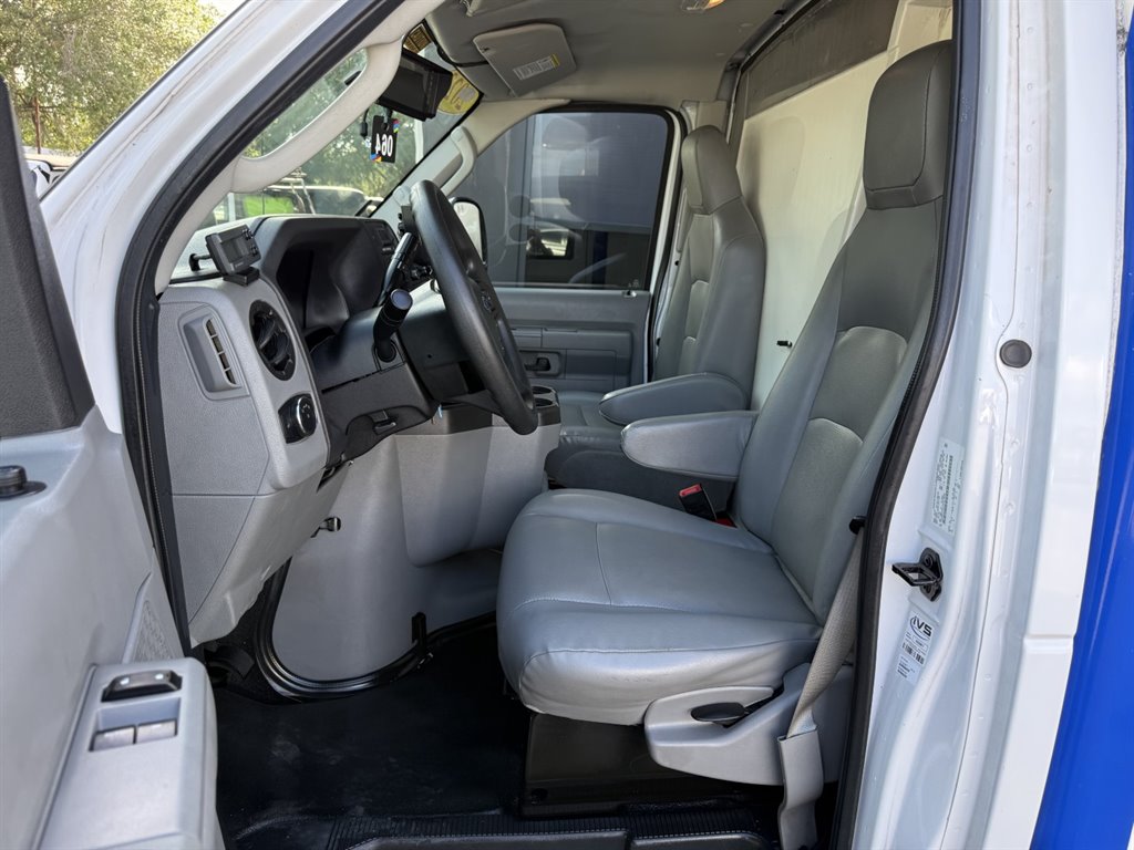 2023 Ford E-350 - $24,995