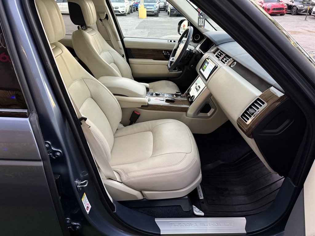 2019 Land Rover Range Rover - $27,995