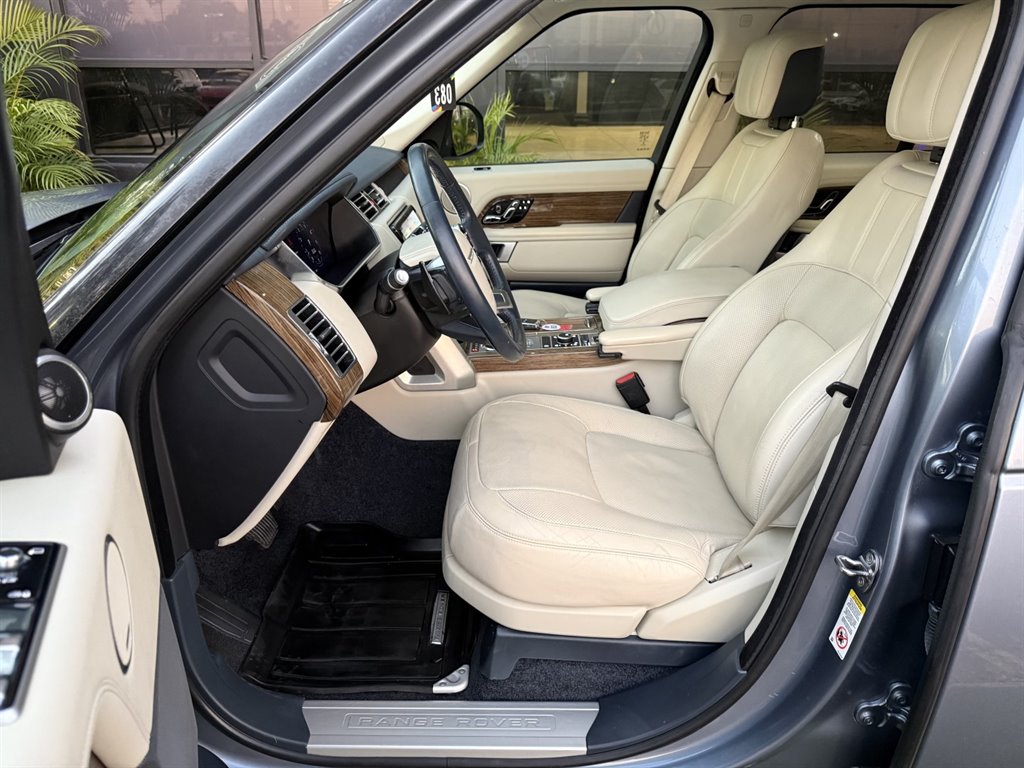 2019 Land Rover Range Rover - $27,995