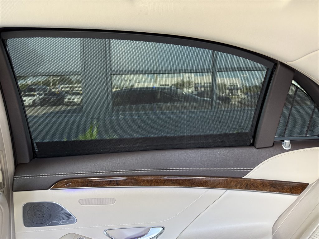 2015 Mercedes-Benz S-class - $23,995
