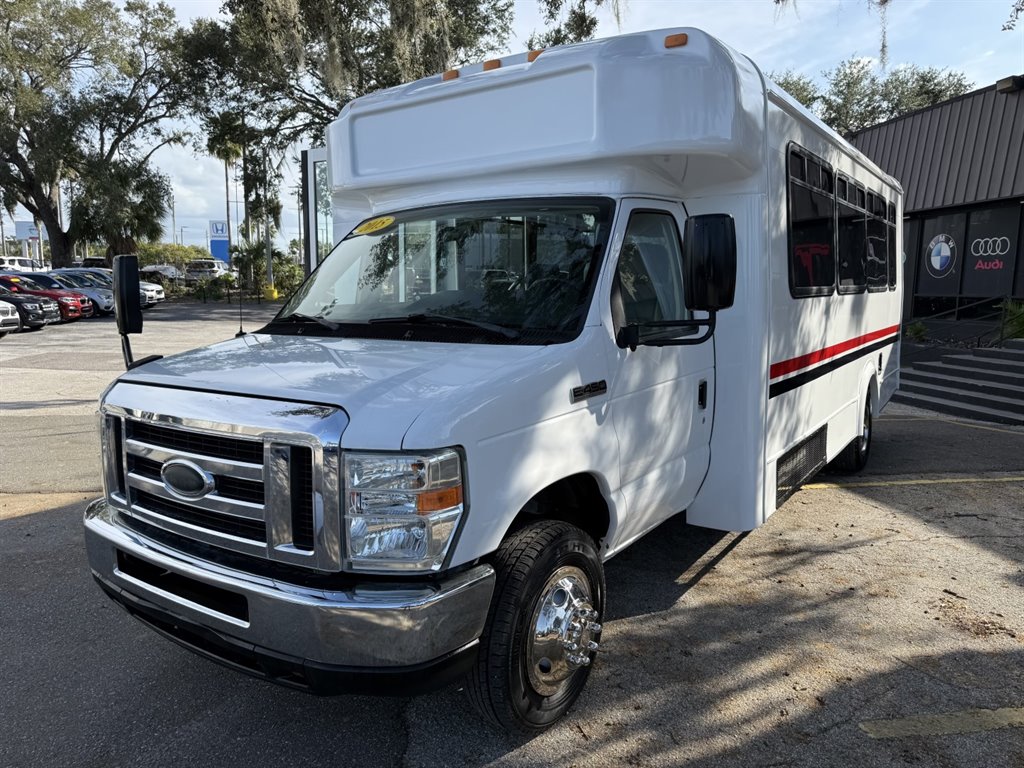2015 Ford E-450