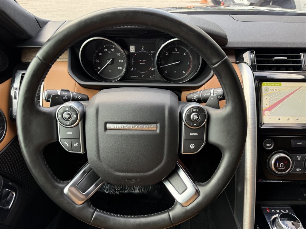 2017 Land Rover Discovery - $14,995