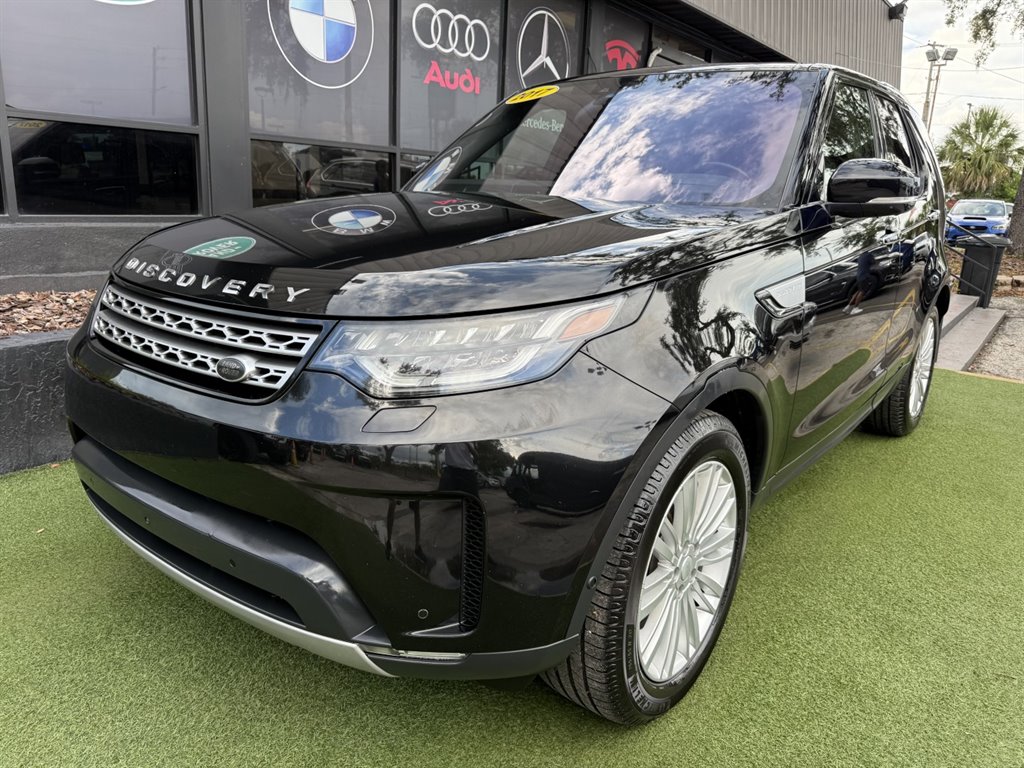 2017 Land Rover Discovery - $14,995