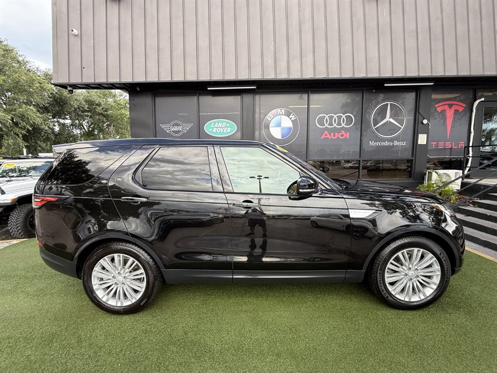 2017 Land Rover Discovery - $14,995