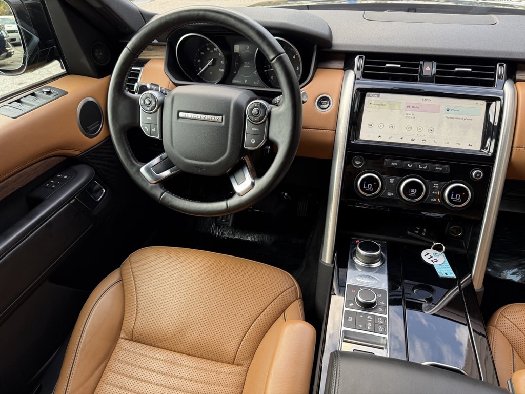 2017 Land Rover Discovery - $14,995