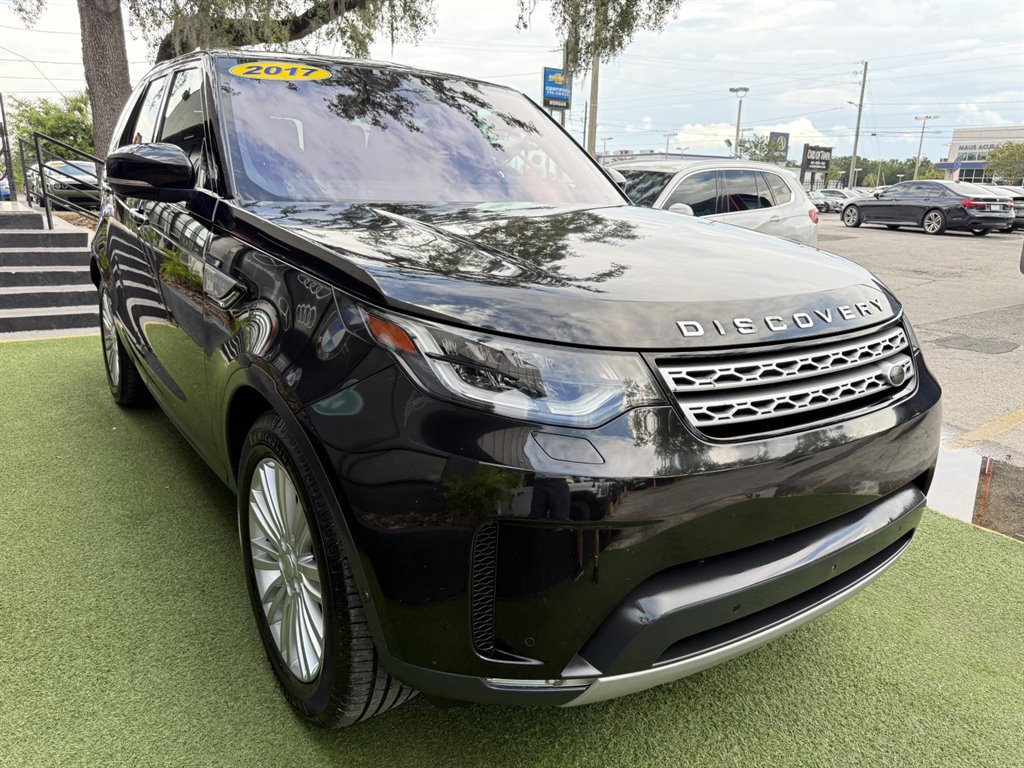 2017 Land Rover Discovery - $14,995
