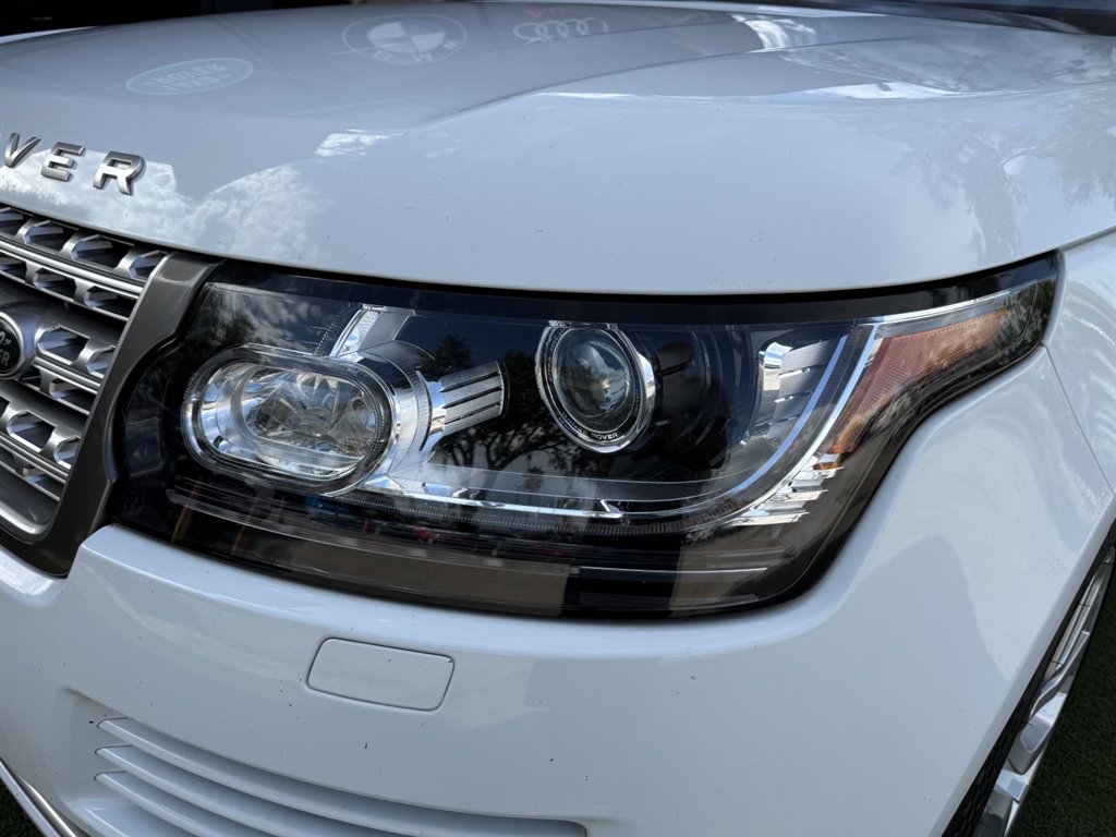 2017 Land Rover Range Rover - $20,995