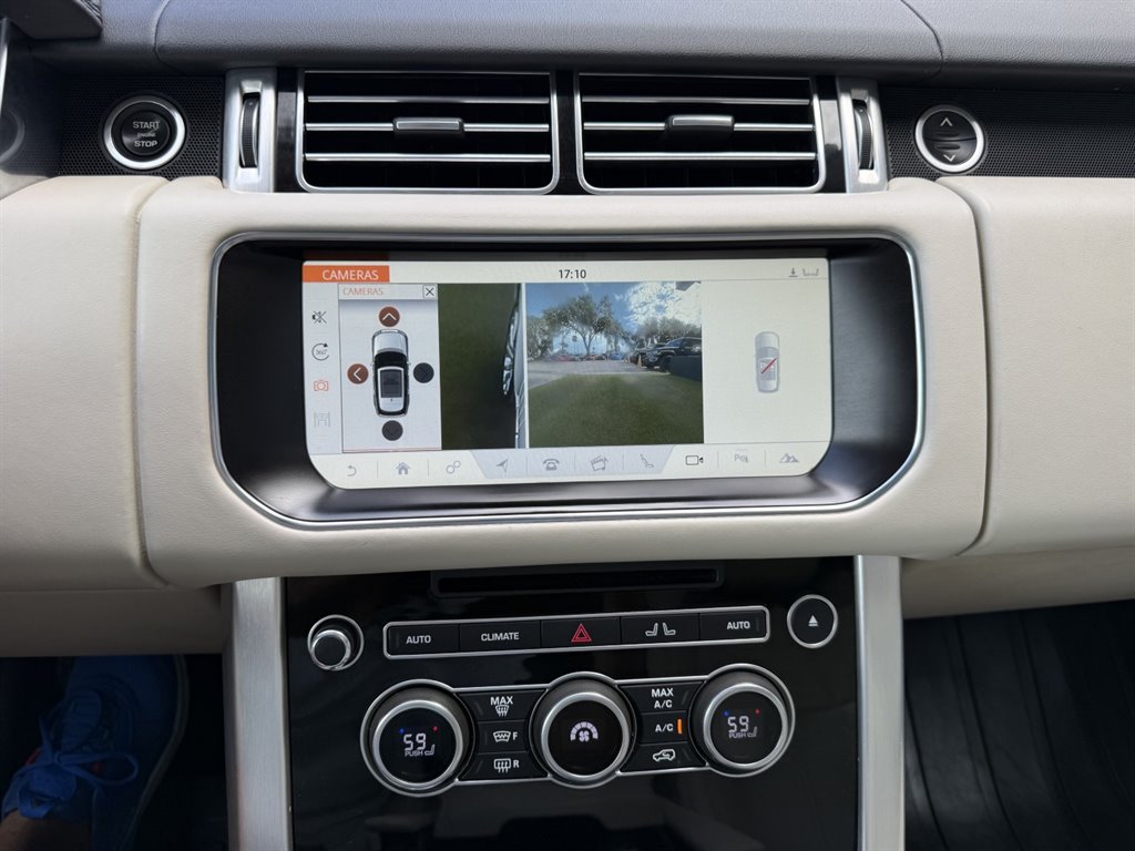 2017 Land Rover Range Rover - $20,995