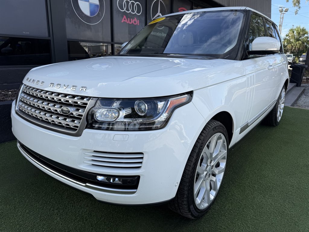 2017 Land Rover Range Rover - $20,995