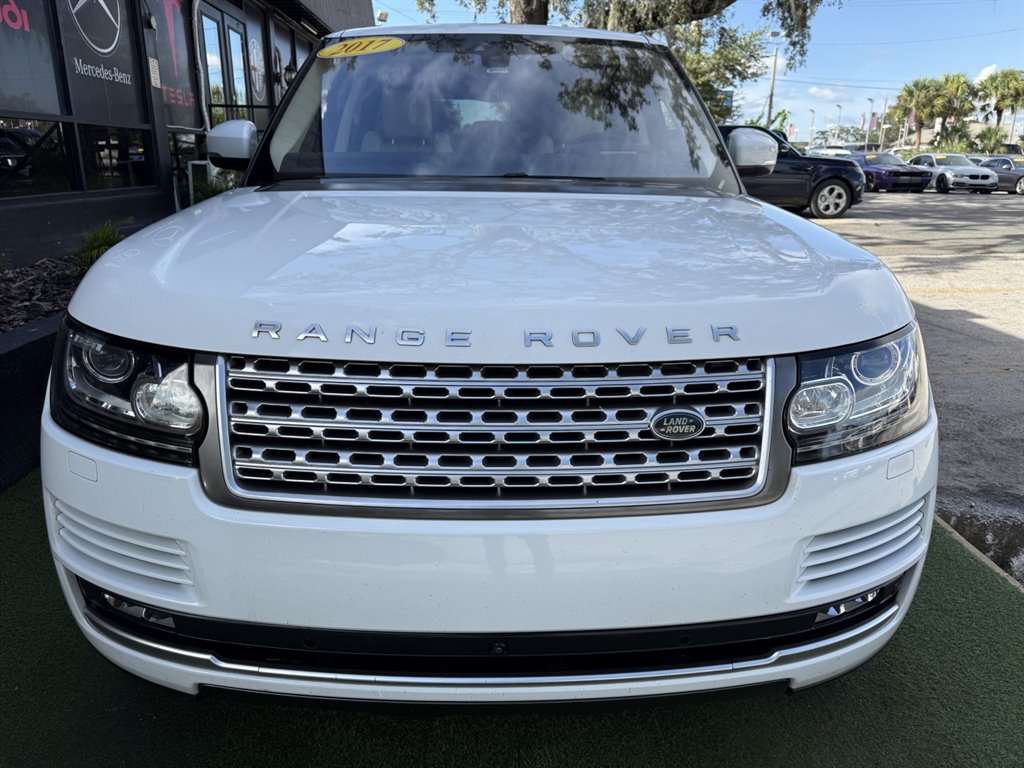 2017 Land Rover Range Rover - $20,995
