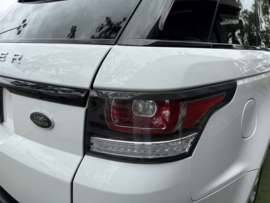 2016 Land Rover Range Rover Sport - $18,995