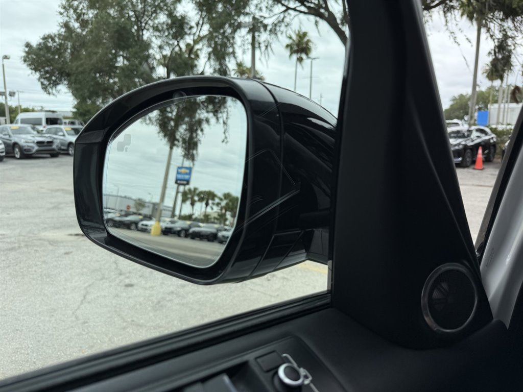 2016 Land Rover Range Rover Sport - $18,995