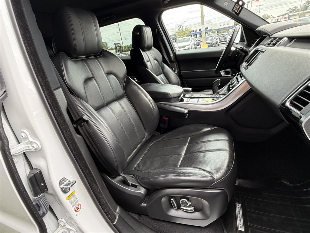 2016 Land Rover Range Rover Sport - $18,995