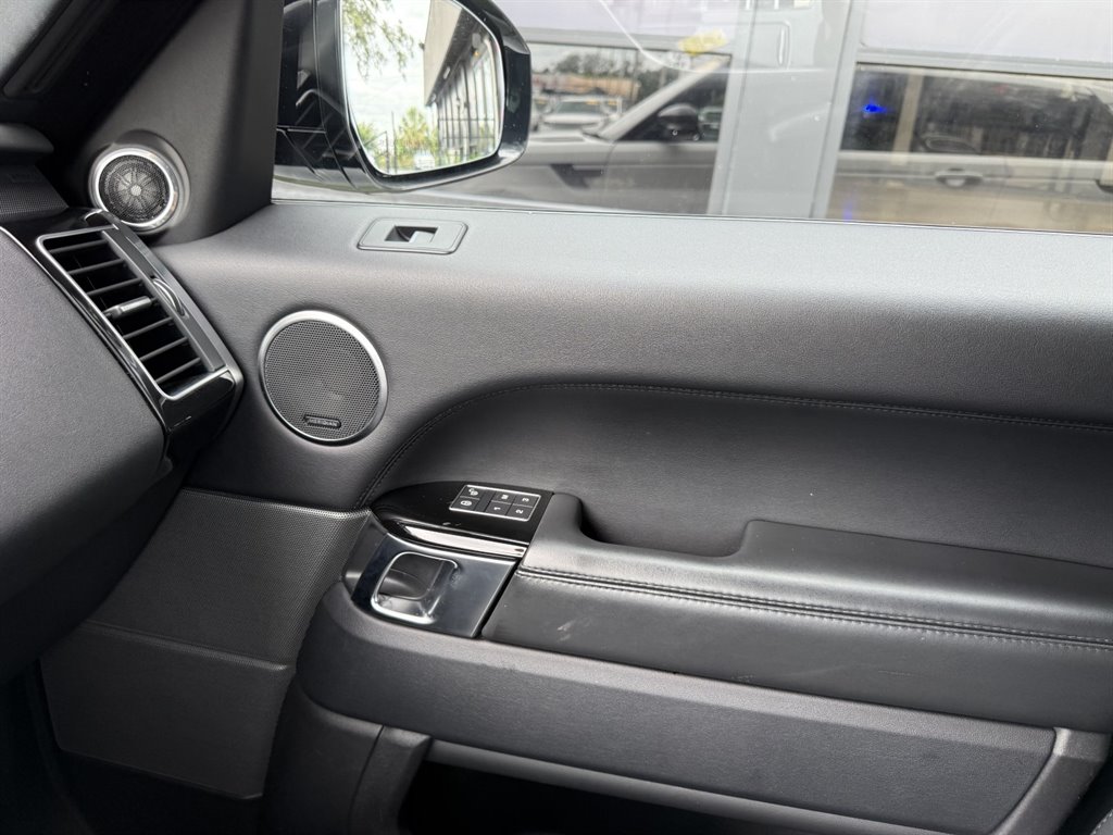 2016 Land Rover Range Rover Sport - $18,995
