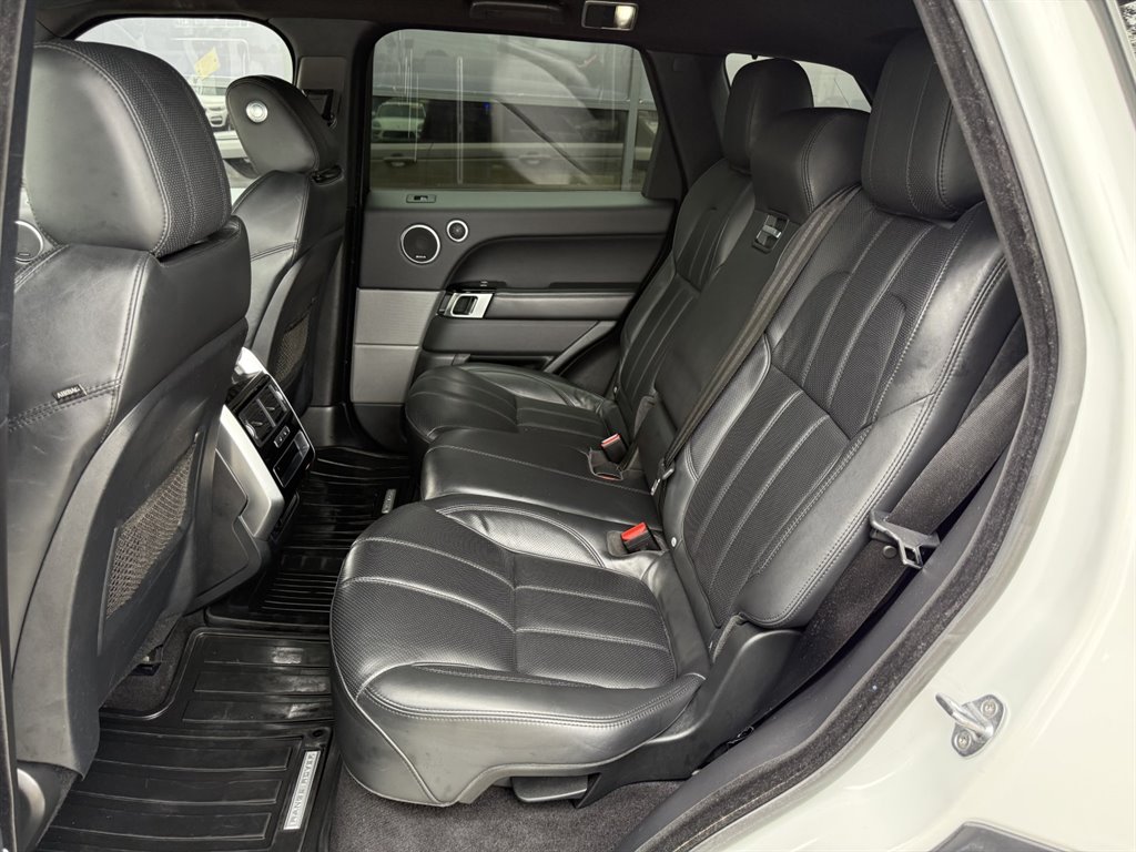 2016 Land Rover Range Rover Sport - $18,995