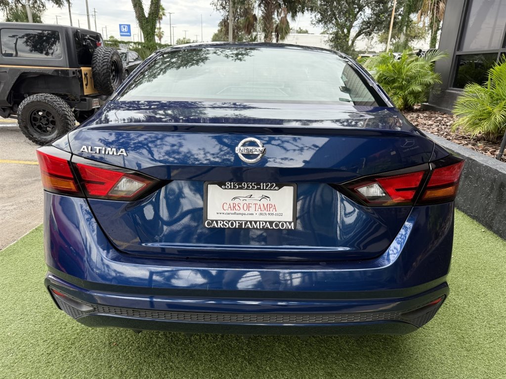 2021 Nissan Altima - $15,995