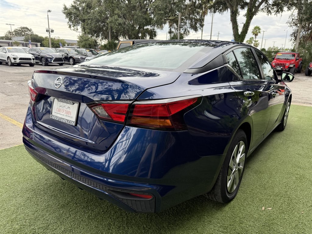 2021 Nissan Altima - $15,995