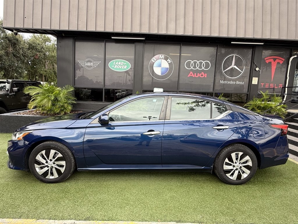 2021 Nissan Altima - $15,995