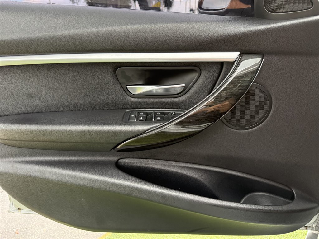2018 BMW 330i - $13,995
