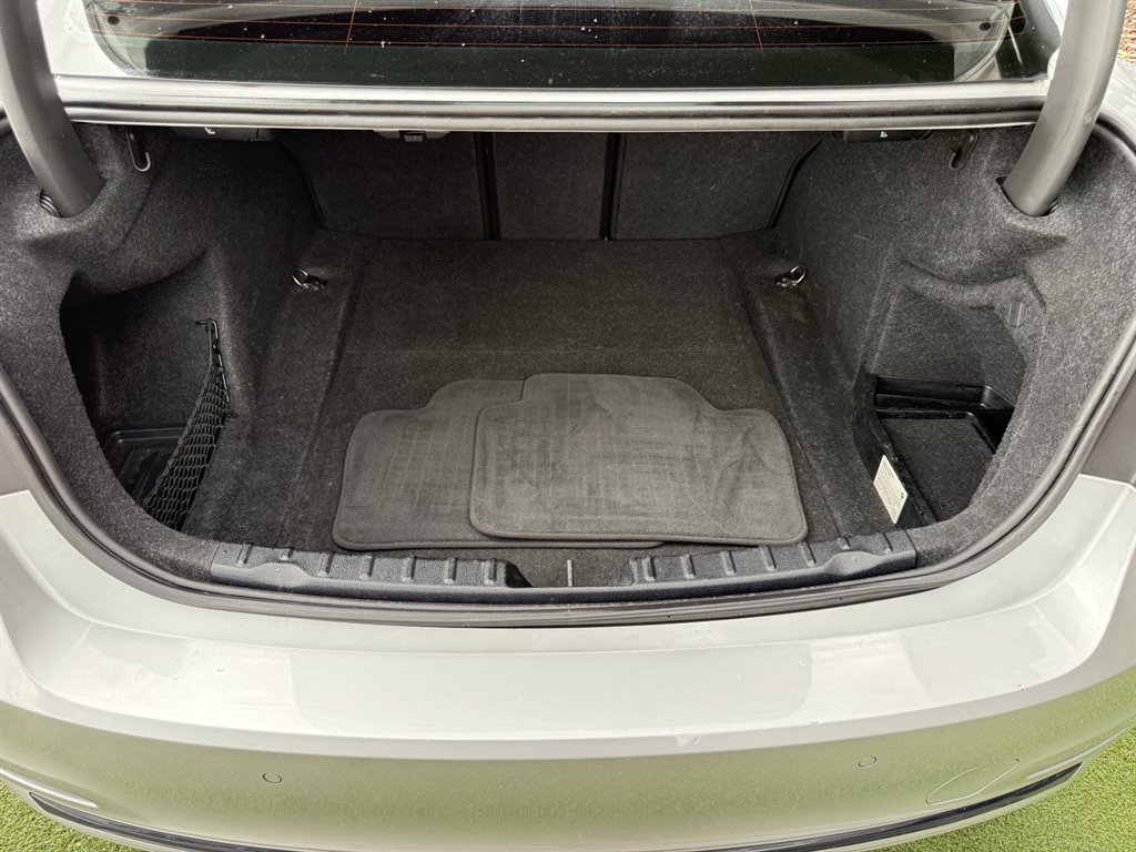 2018 BMW 330i - $13,995