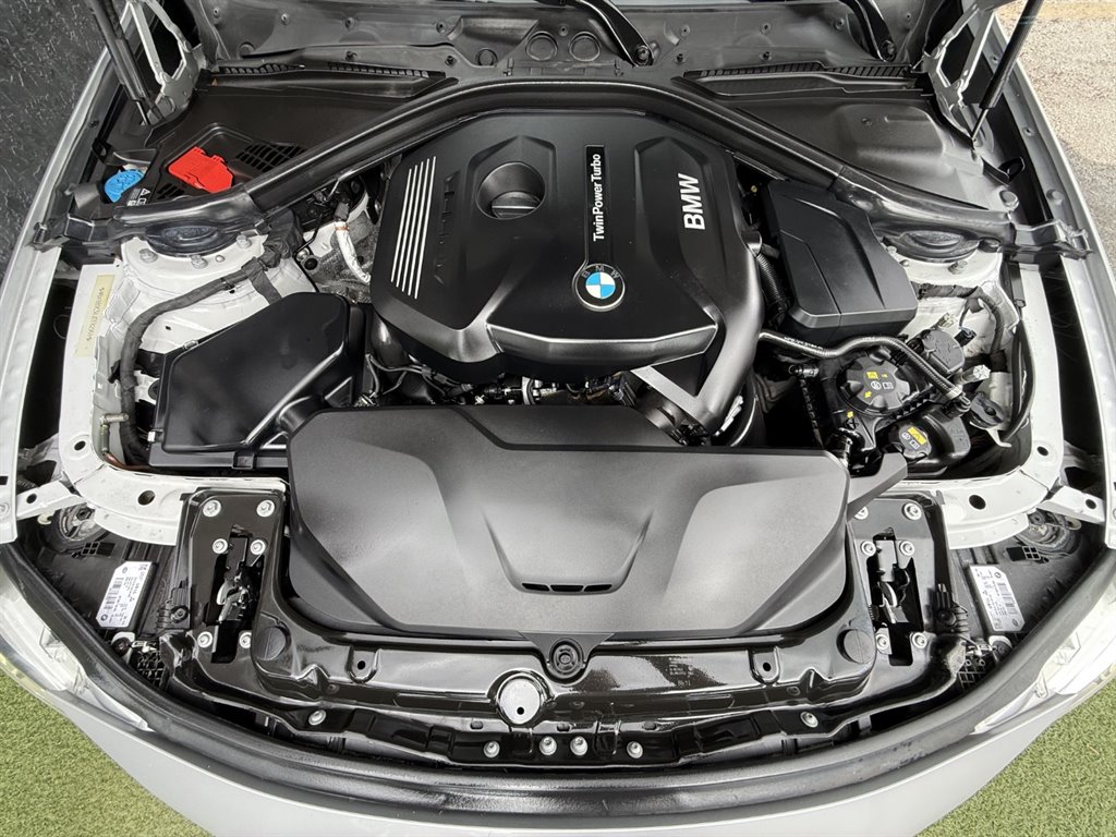 2018 BMW 330i - $13,995