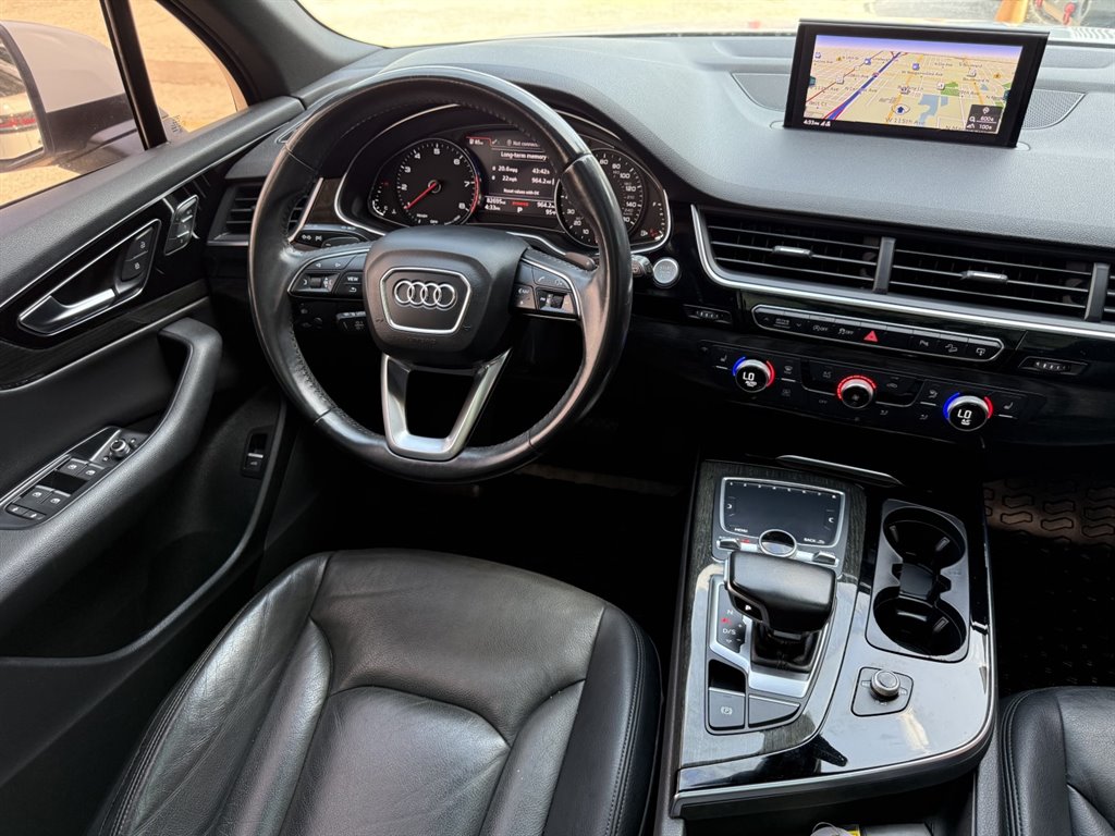 2017 Audi Q7 - $17,995