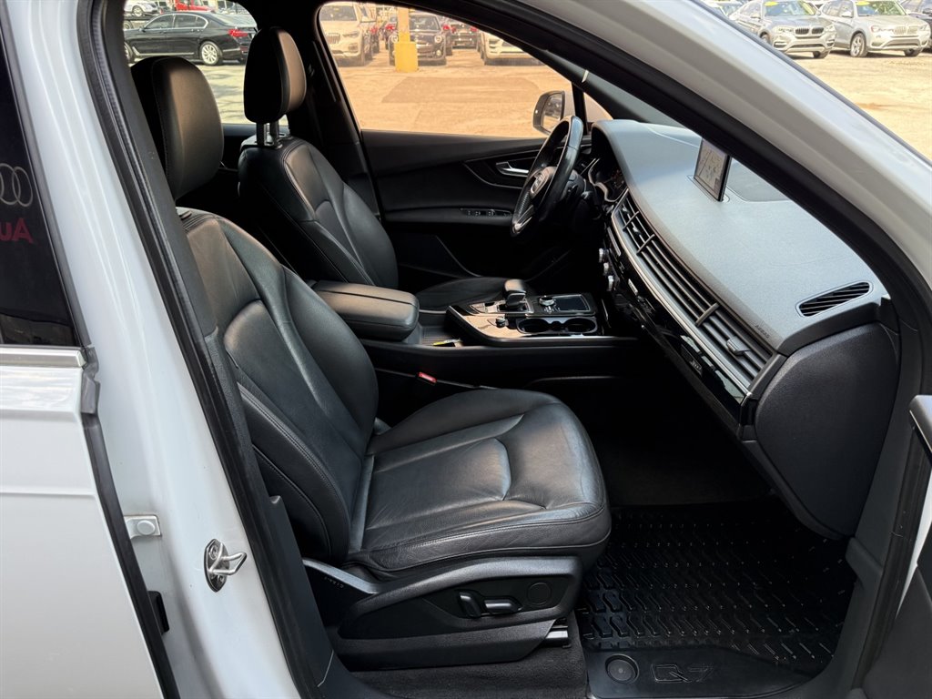 2017 Audi Q7 - $17,995