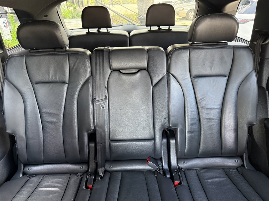 2017 Audi Q7 - $17,995