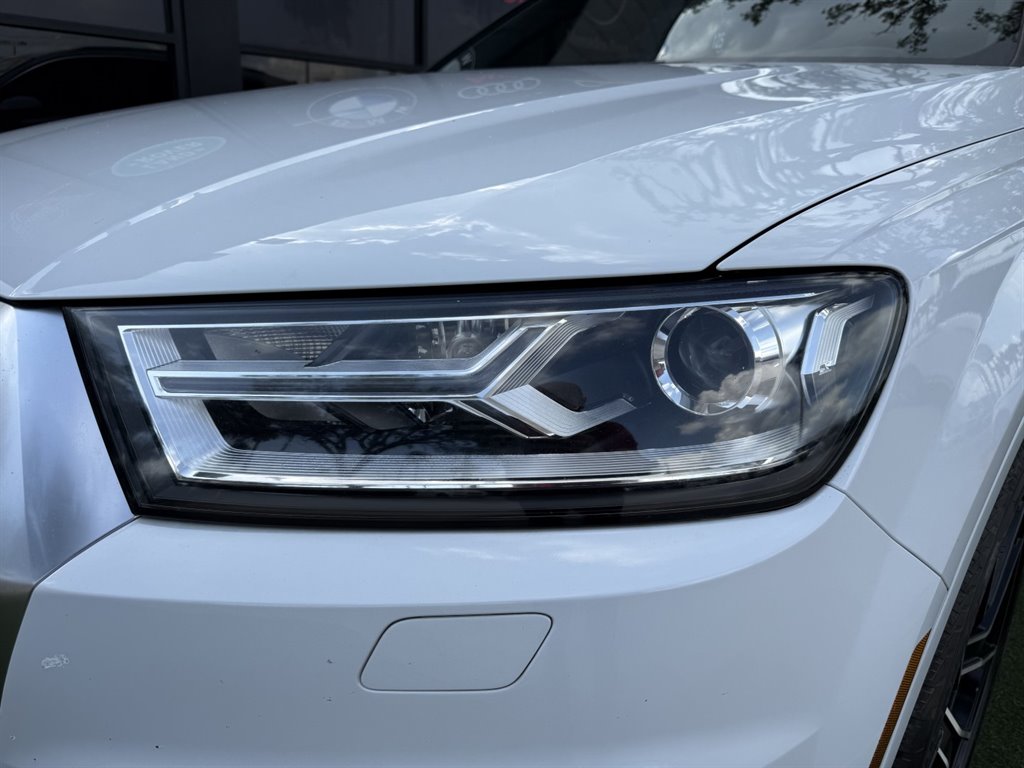 2017 Audi Q7 - $17,995