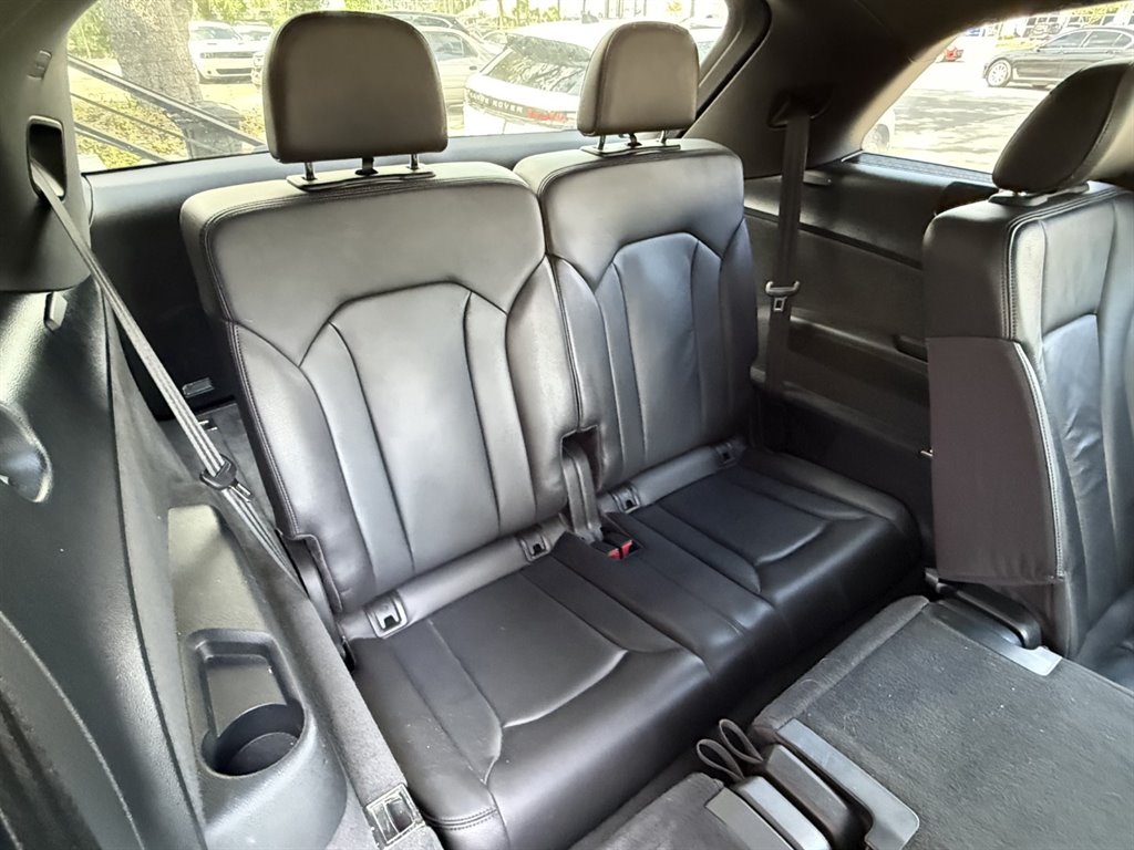 2017 Audi Q7 - $17,995
