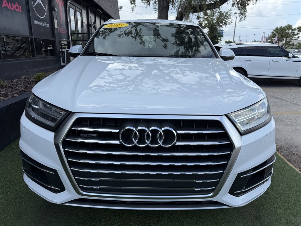 2017 Audi Q7 - $17,995