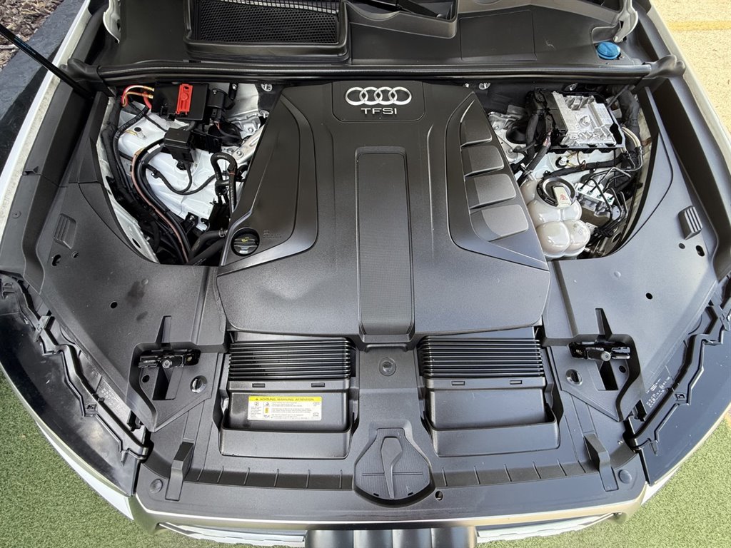 2017 Audi Q7 - $17,995