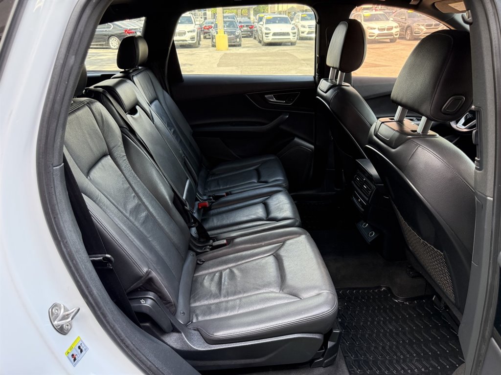 2017 Audi Q7 - $17,995