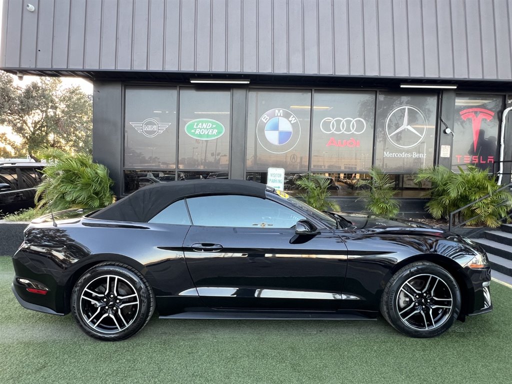2020 Ford Mustang - $20,995