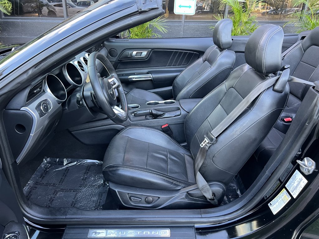2020 Ford Mustang - $20,995