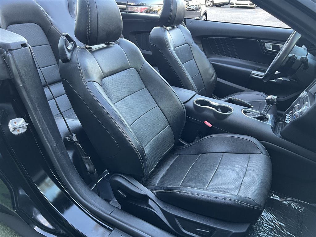 2020 Ford Mustang - $20,995