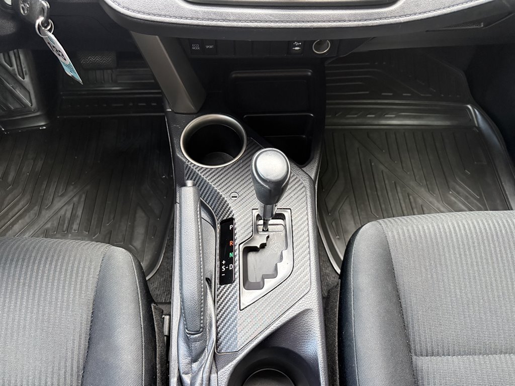 2015 Toyota RAV4 - $15,995