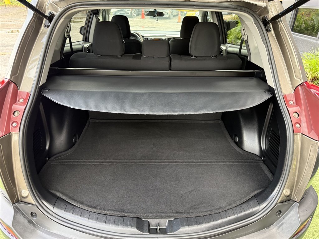 2015 Toyota RAV4 - $15,995