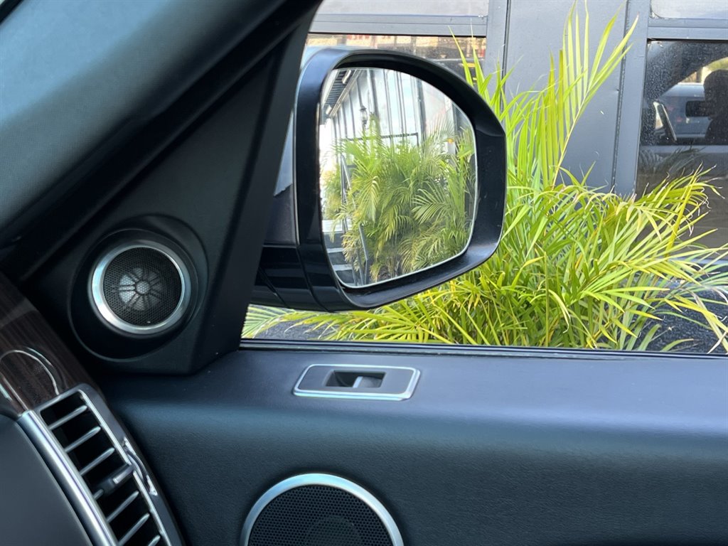 2015 Land Rover Range Rover - $16,995