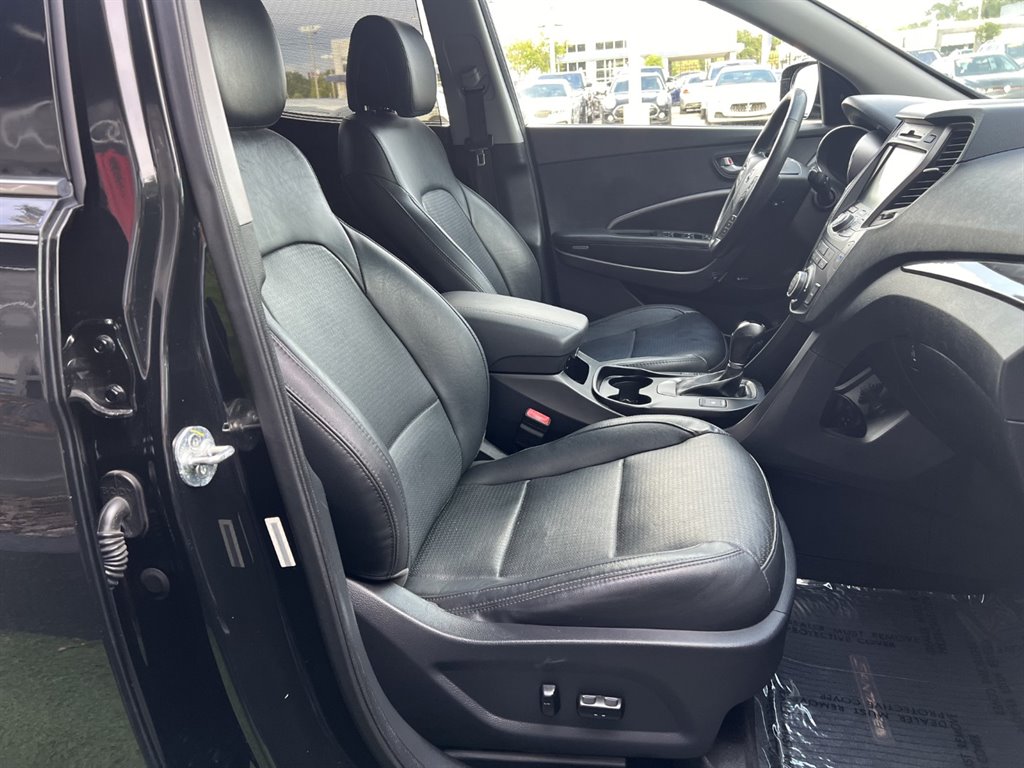 2015 Hyundai Santa Fe Sport - $13,995