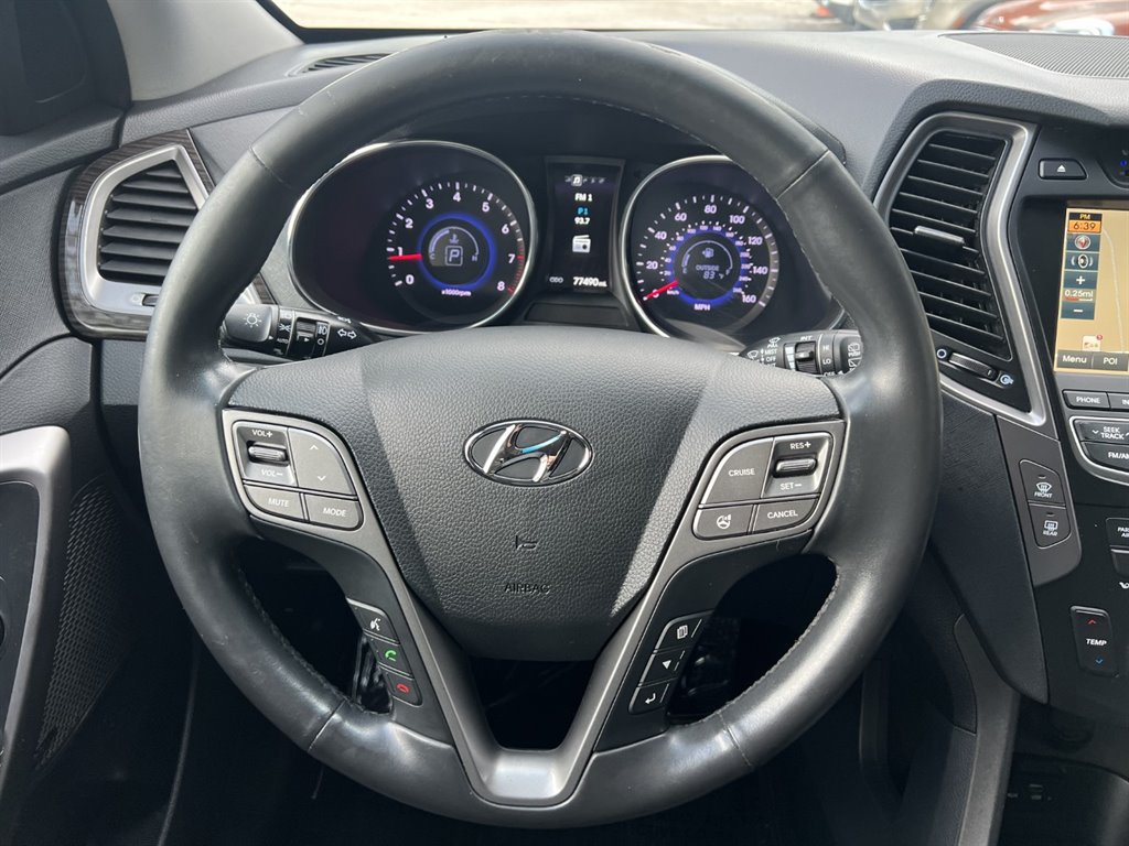 2015 Hyundai Santa Fe Sport - $13,995