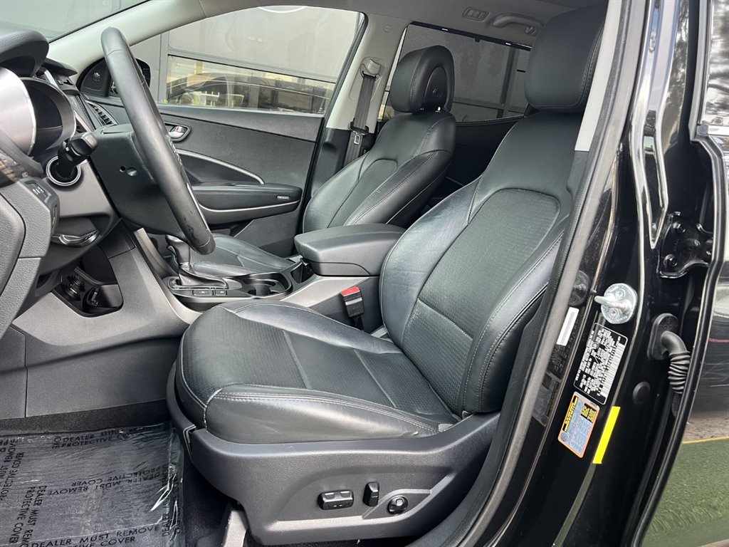 2015 Hyundai Santa Fe Sport - $13,995